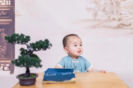 日土宝宝眼屎多是什么原因